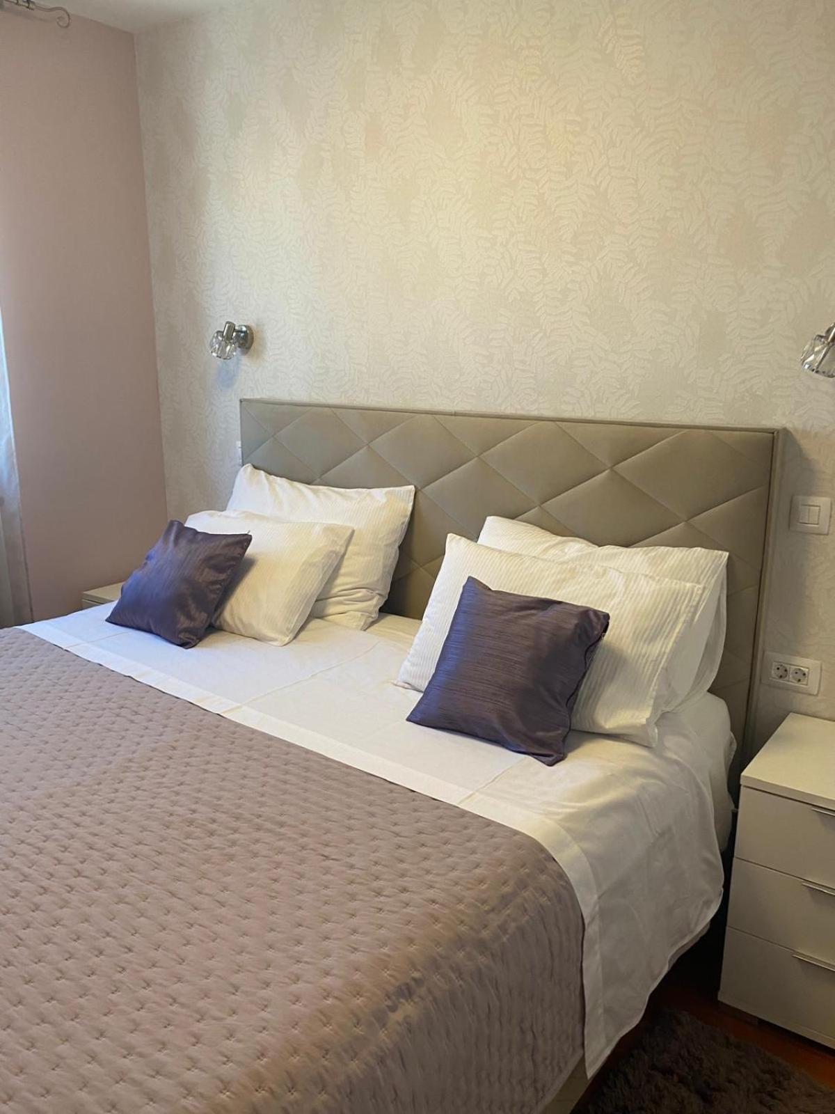 Apartments Luana With Private Jacuzzi Zadar Exterior foto