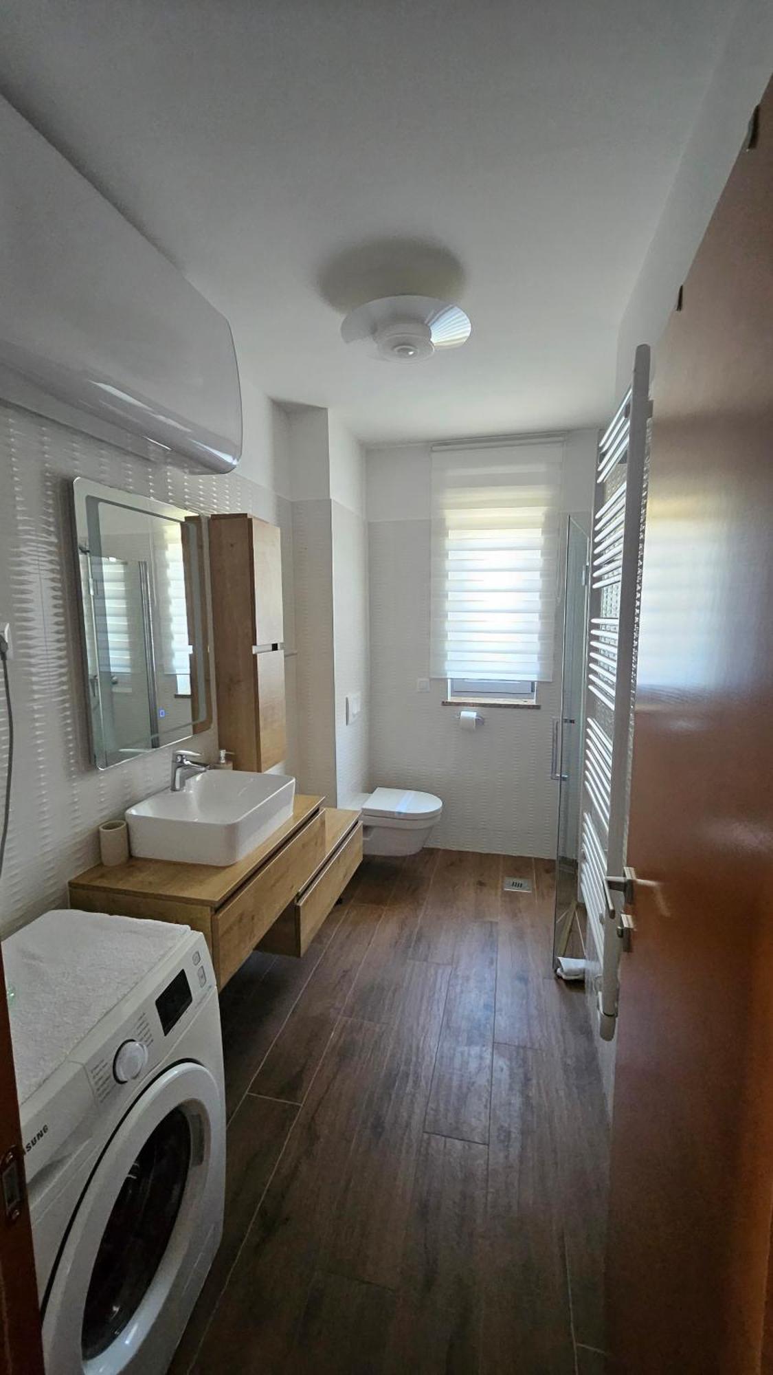 Apartments Luana With Private Jacuzzi Zadar Exterior foto