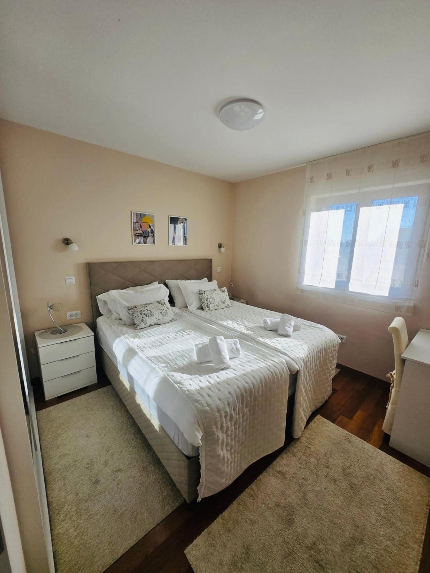 Apartments Luana With Private Jacuzzi Zadar Exterior foto