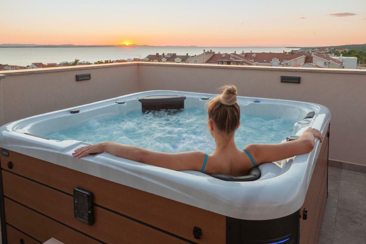Apartments Luana With Private Jacuzzi Zadar Exterior foto